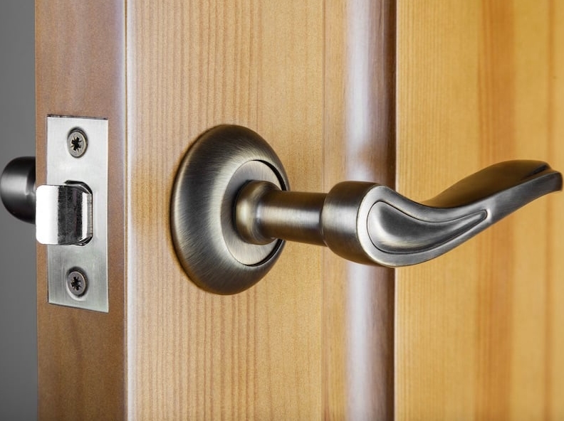 Правила выбора фурнитуры для межкомнатных дверей
