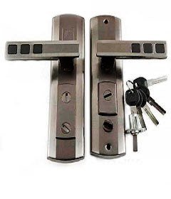 Комплект ручек для китайской двери ML-300+ДопЦилиндр Автомат Quatro под 2 цилиндра, левая