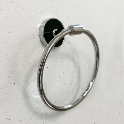 На картинке «Кольцо для полотенца Zenfort коллекция "Либретто", черный»