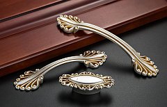 Мебельная фурнитура