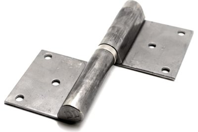 На картинке «Петля гаражная ЛЕВША на площадке 140х20х47мм левая под крепеж»