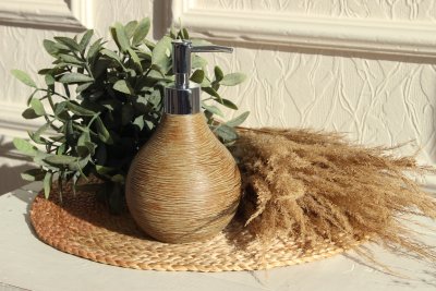 На картинке «Дозатор для мыла "Полирезина" Шарм»