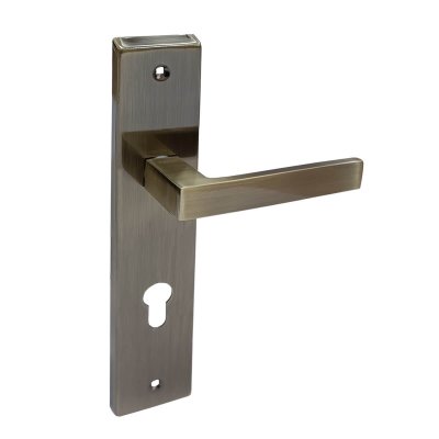 На картинке «Ручка на квадратной планке HD-85-L17 (265x48 мм) АВ (бронза) MARL»