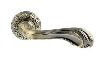 Ручка дверная 