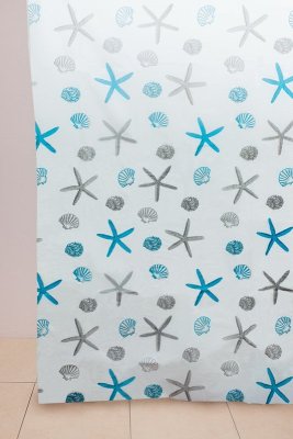 На картинке «Штора для ванной "Delphinium" WS-800 (LZ-0293) "Ракушки" голубая180х180»